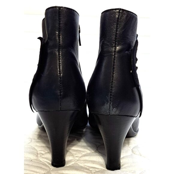 Sofft Women's 8.5M Black Ophelia Heeled Leather Zip Up Ankle Boots FLAW - Picture 6 of 10